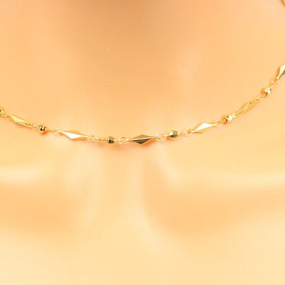 Delicate & Contemporary Necklace Chain, A Lovely Choice for Women, EVCH1675 - Picture 6 of 10